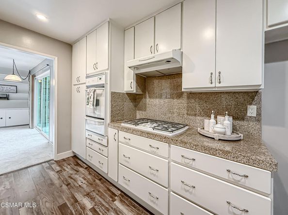 22537 Saticoy Street, West Hills CA 91307