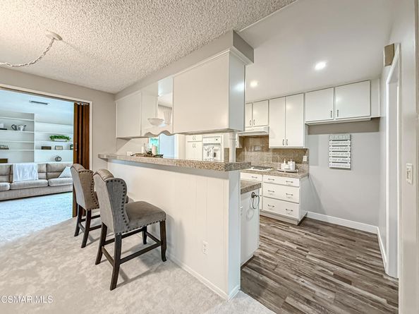 22537 Saticoy Street, West Hills CA 91307