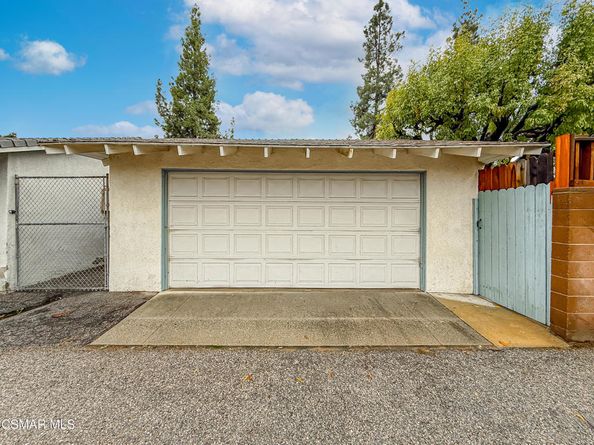 22537 Saticoy Street, West Hills CA 91307