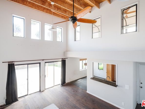 3875 Marcasel Avenue, Los Angeles CA 90066