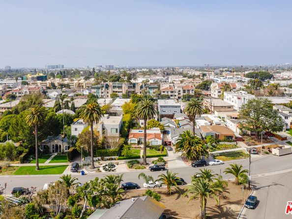 3875 Marcasel Avenue, Los Angeles CA 90066