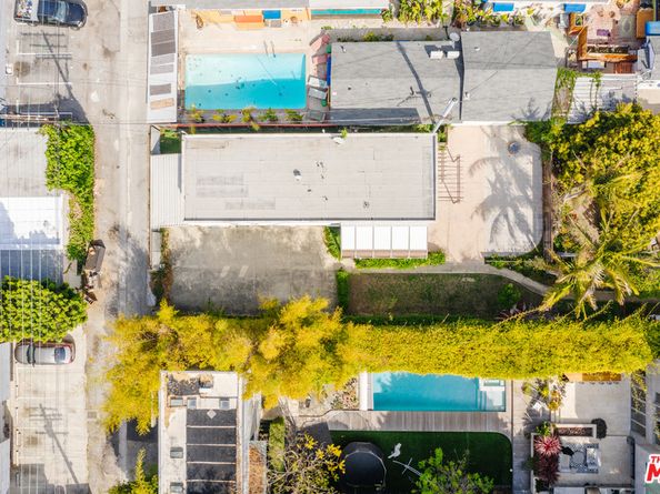 3875 Marcasel Avenue, Los Angeles CA 90066