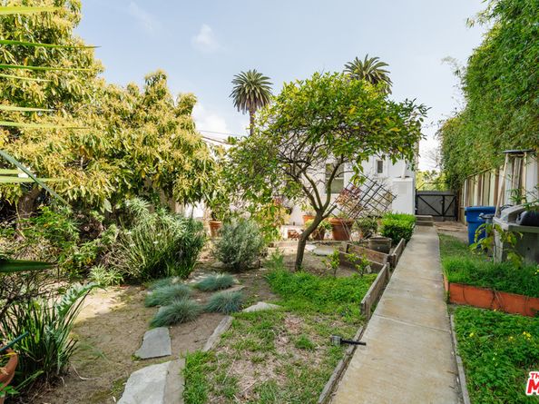 3875 Marcasel Avenue, Los Angeles CA 90066