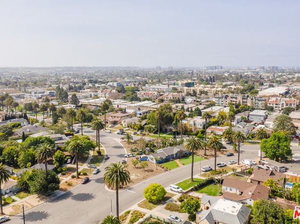 3875 Marcasel Avenue, Los Angeles CA 90066