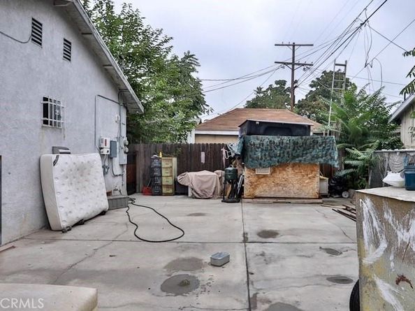 6414 S Hoover Street, Los Angeles CA 90044