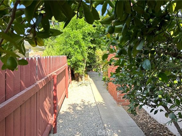 969 Adelante Avenue, Los Angeles CA 90042