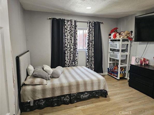 632 E 45th Street, Los Angeles CA 90011