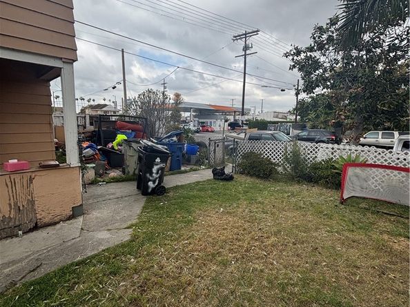 632 E 45th Street, Los Angeles CA 90011