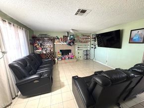 1535 S Towne Avenue, Pomona CA 91766
