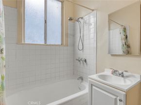 844 W Martin Luther King Jr. Boulevard, Los Angeles CA 90037