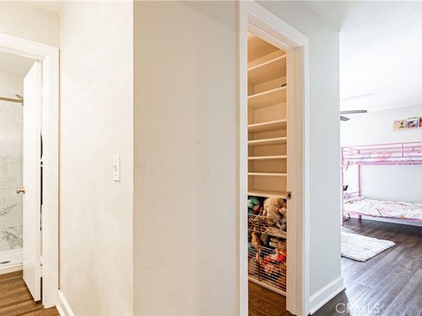 1940 N Highland 26, Hollywood Hills CA 90068