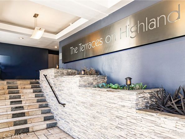 1940 N Highland 26, Hollywood Hills CA 90068