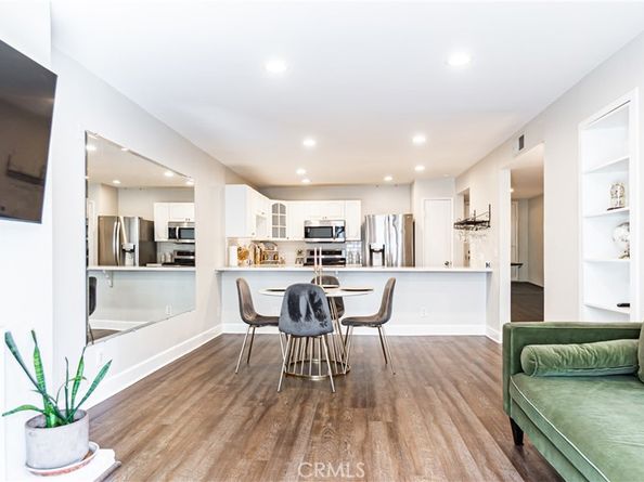 1940 N Highland 26, Hollywood Hills CA 90068