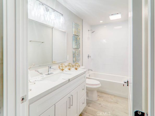 4653 W 137TH Pl, Hawthorne CA 90250