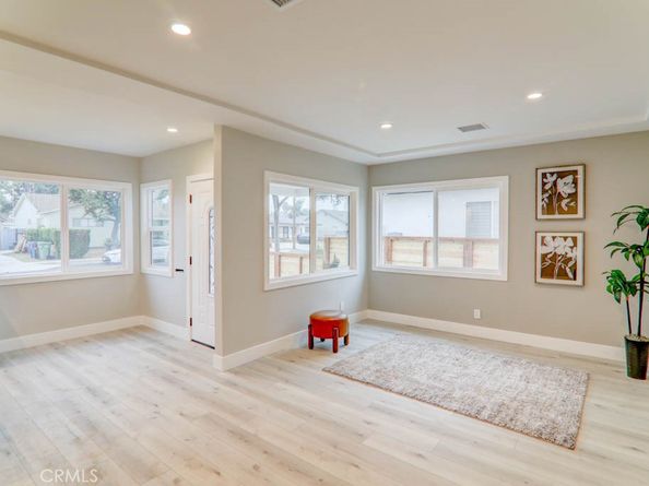 4653 W 137TH Pl, Hawthorne CA 90250