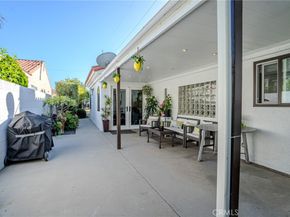 5039 W 134th Street, Hawthorne CA 90250