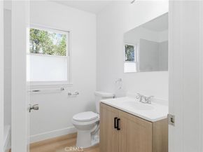 11251 Dronfield, Pacoima CA 91331