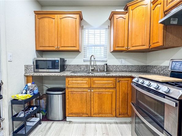 121 W 91st Street, Los Angeles CA 90003