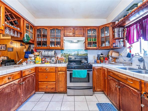 3353 W 135th Street, Hawthorne CA 90250