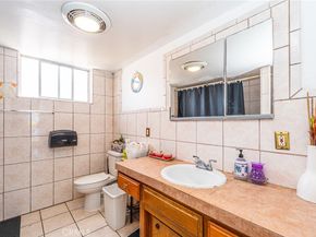 3353 W 135th Street, Hawthorne CA 90250