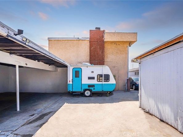 3353 W 135th Street, Hawthorne CA 90250