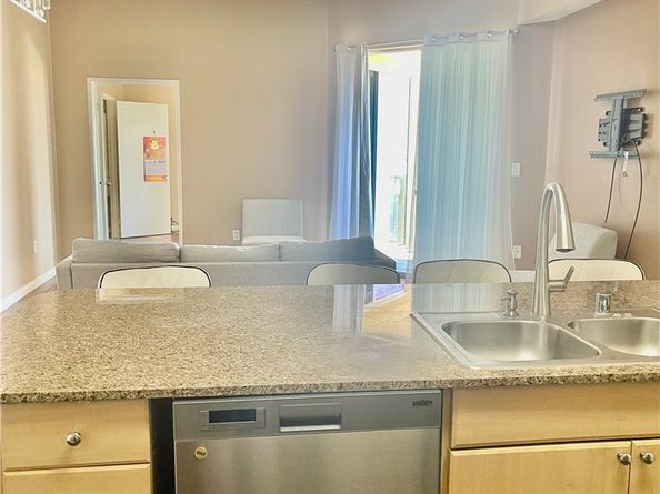 388 E Ocean Boulevard 718, Long Beach CA 90802