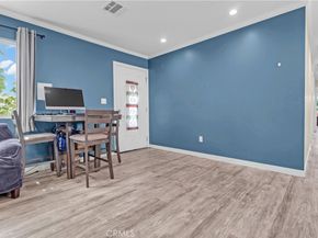 7745 Radford Ave, Los Angeles CA 91605