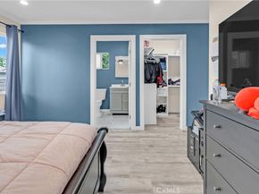 7745 Radford Ave, Los Angeles CA 91605