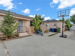 7745 Radford Ave, Los Angeles CA 91605