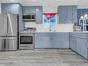 7745 Radford Ave, Los Angeles CA 91605