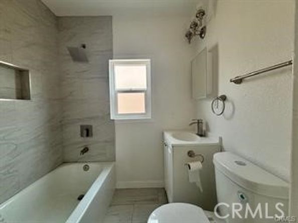 10719 Mona Boulevard, Los Angeles CA 90059