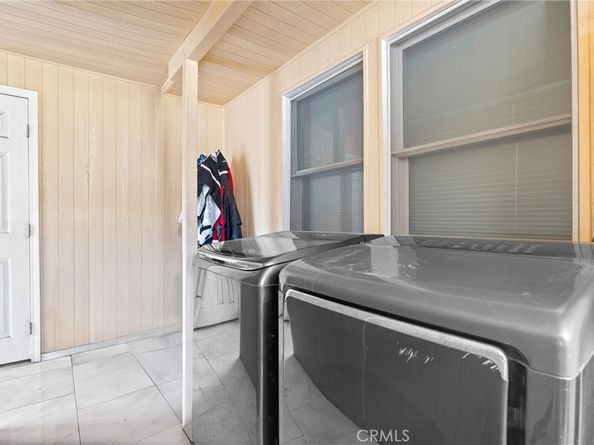 501 S Ross Street, Santa Ana CA 92701