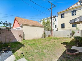 7422 Brighton, Los Angeles CA 90047