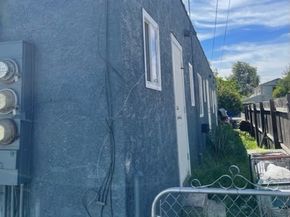 135 E 77th, Los Angeles CA 90003