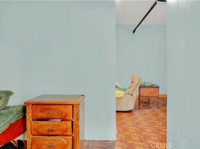 475 E Hullett, Long Beach CA 90805