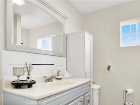 475 E Hullett, Long Beach CA 90805