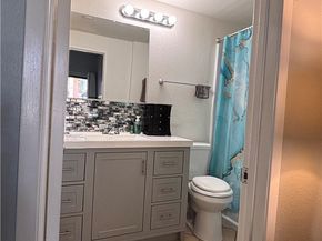 720 W 4th 114, Long Beach CA 90802