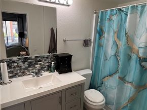 720 W 4th 114, Long Beach CA 90802