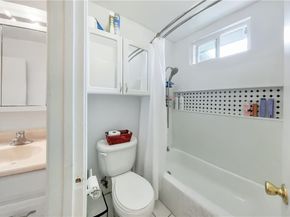 1651 237 Street C, Harbor City CA 90710