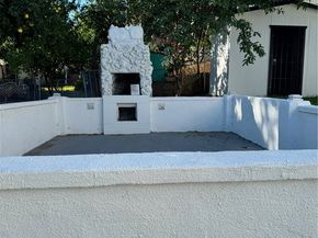 1048 Dexter Street, Los Angeles CA 90042