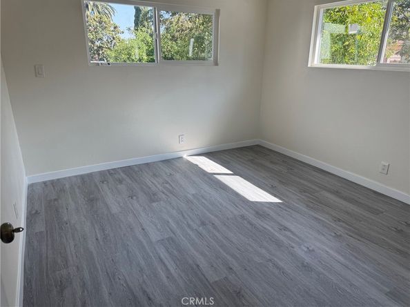 1048 Dexter Street, Los Angeles CA 90042