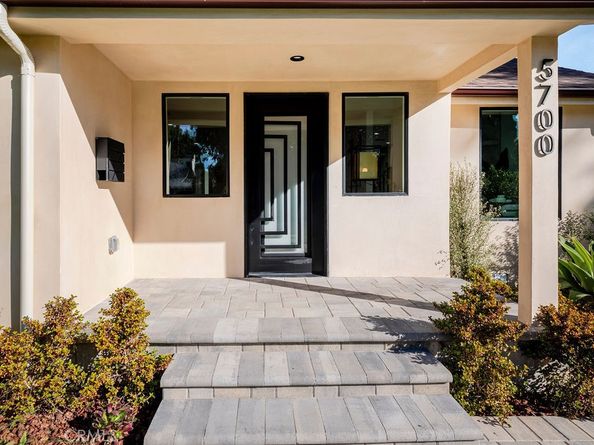 5700 Vista Del Monte, Sherman Oaks CA 91411