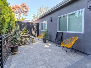 2700 Prospect Avenue, La Crescenta CA 91214