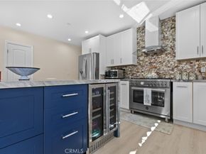 2101 E Glenoaks Boulevard, Glendale CA 91206