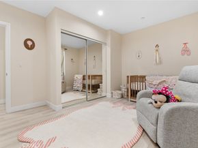 2101 E Glenoaks Boulevard, Glendale CA 91206