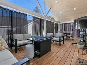 2101 E Glenoaks Boulevard, Glendale CA 91206