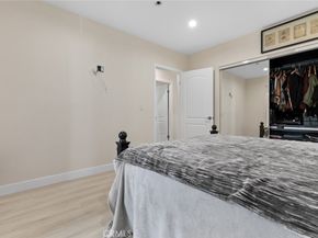 2101 E Glenoaks Boulevard, Glendale CA 91206