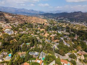 1535 Royal Boulevard, Glendale CA 91207