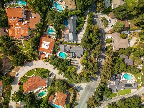 1535 Royal Boulevard, Glendale CA 91207