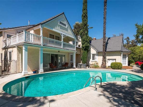 1535 Royal Boulevard, Glendale CA 91207